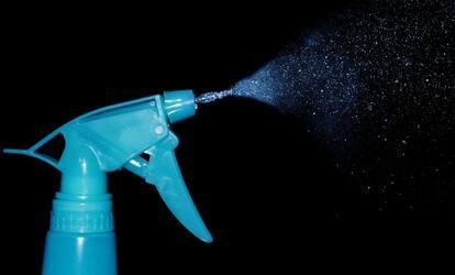 Univerzális tisztító spray házilag DIY tisztítószer