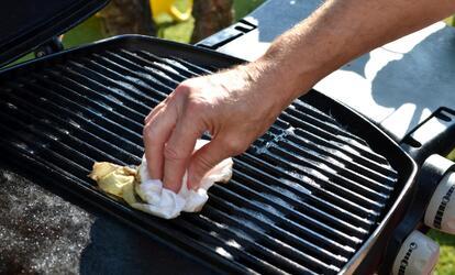 Grillsütő tisztítása Grill tisztítása