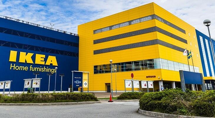Veszélyes ez az asztal, azonnal vidd vissza az IKEA-ba, ha ilyet vettél! Veszélyes asztal az IKEA-ban