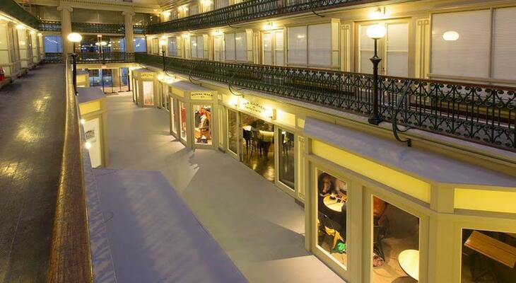 Egy amerikai bevásárlóközpontot társasházzá alakítottak! Bevásárlóközpontból társasház Westminster Arcade
