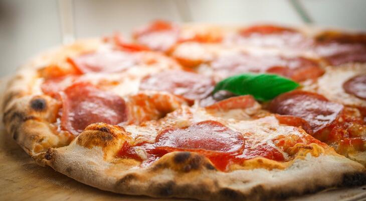 Recept tartós élelmiszerekből Egyszerű pizza recept tartós alapanyagokból