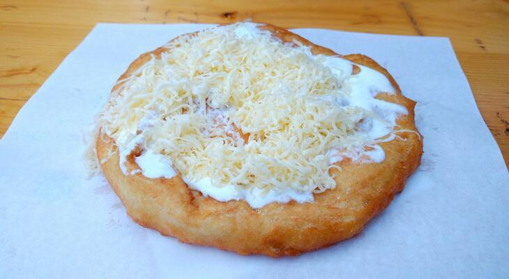 Balatoni lángos recept A hamisítatlan part menti strandos lángos receptje