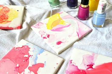 Néhány különleges ötlet körömlakkal! 