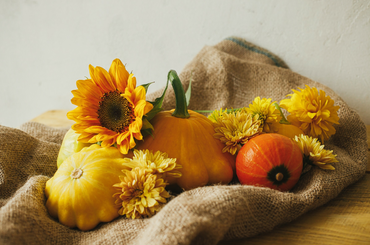 Őszi dekorációs ötletek zsákvászonból
