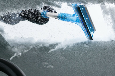 Jég a szélvédőn - így szabadulj meg tőle!