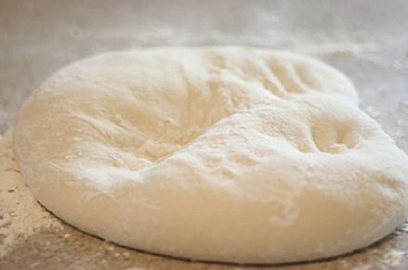 Kenyér gyúrása 5 perc alatt