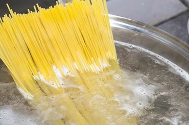 Többé nem ragad össze a főzött tészta