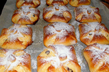 Túrós batyu készítése a nagyi receptje alapján