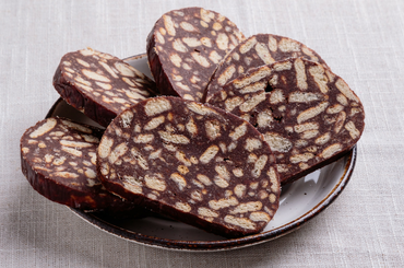 Finom csokis keksztekercs készítése sütés nélkül!