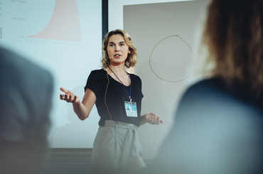 konferencia szervezése