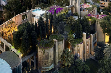 Cementgyárból épített luxus otthont