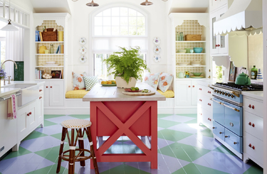 2022 év színe a lakberendezésben a Living Coral