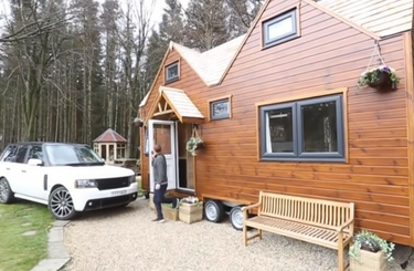 Miniházzal spórolhatsz a rezsin