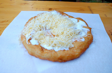 A hamisítatlan part menti strandos lángos receptje