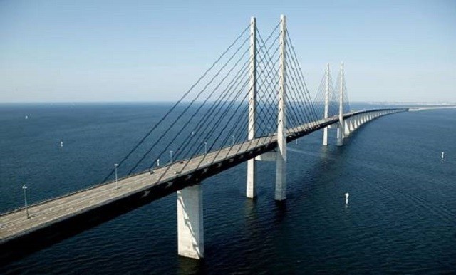 Egy út, ami a tenger alá vezet! Elképesztő, amit valójában rejt! Øresund tenger alá vezető híd