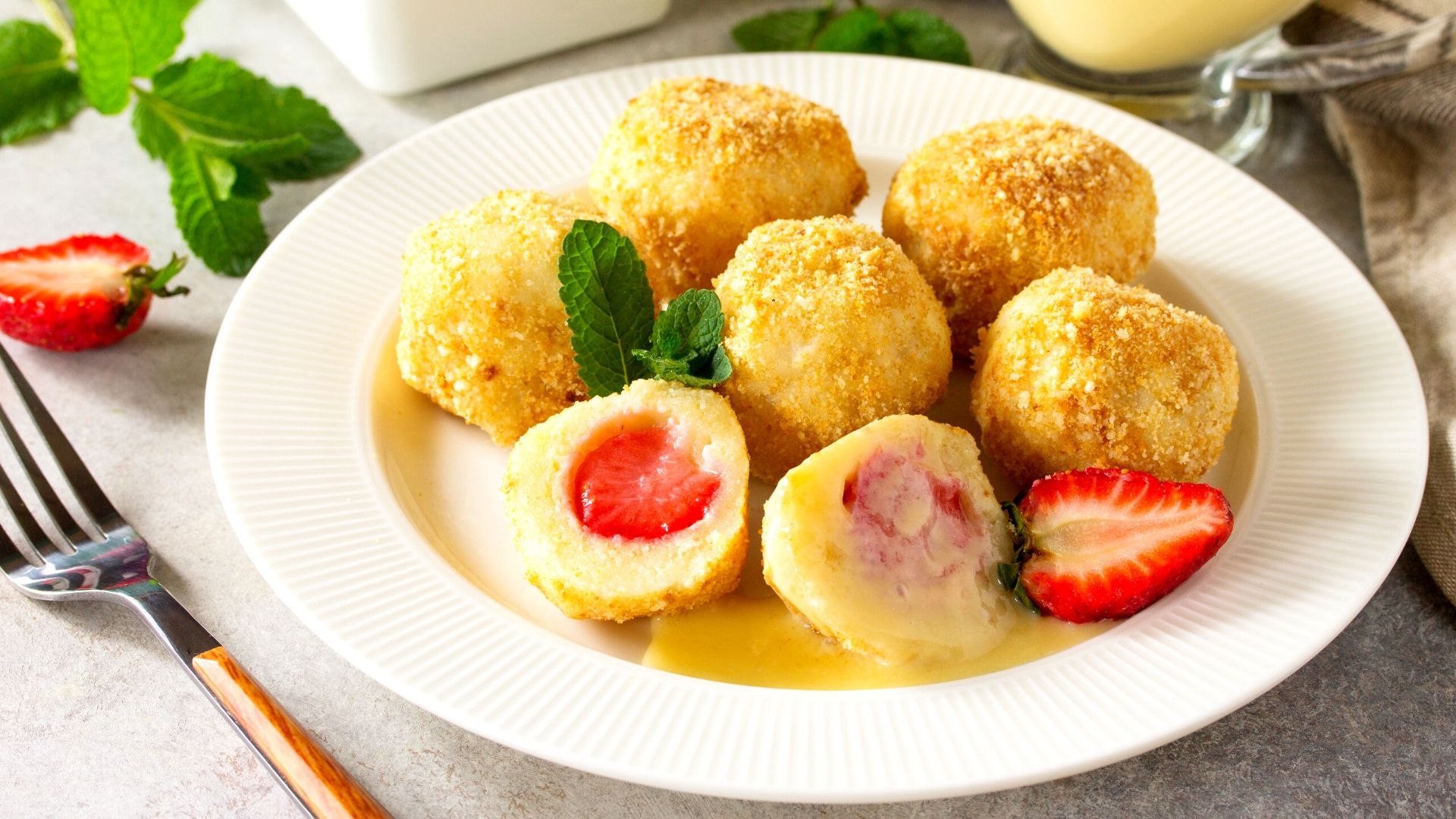 Mennyei édes ízek: isteni, pillekönnyű epres túrógombóc diétásan Isteni, pillekönnyű epres túrógombóc diétásan